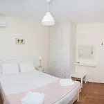 Erato Τσουκαλάδες