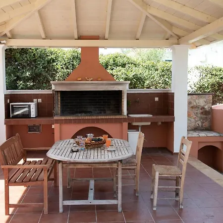 Erato * Tsoukaládhes