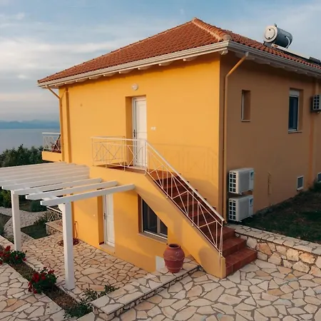 Erato Apartmán
